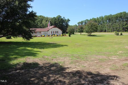 New construction Single-Family house 802 S Parrish St, Lillington, NC 27546 null- photo 3 3