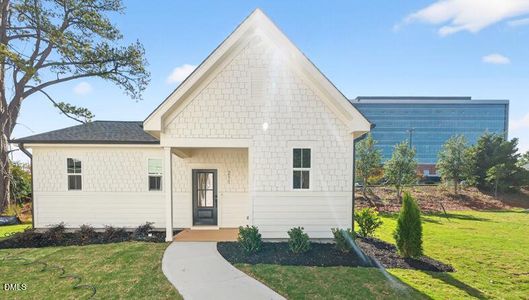 New construction Single-Family house 209 W Maple Ave, Holly Springs, NC 27540 - image