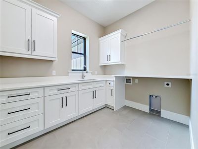 New construction Single-Family house 405 Long And Winding Rd, Howey-in-the-Hills, FL 34737 - image 8