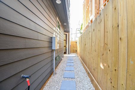 New construction Single-Family house 5613 Val Verde St, Unit C, Houston, TX 77057 - image