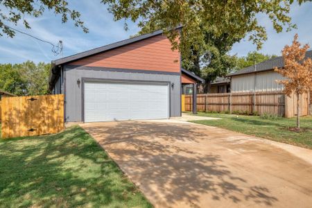 New construction Single-Family house 202 Washington St, Elgin, TX 78621 - image