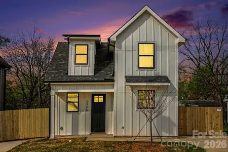 New construction Single-Family house 2905 Clyde Dr Ne, Charlotte, NC 28208 - image