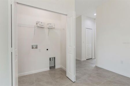 New construction Single-Family house 3788 Watercliff Cir, Grand Island, FL 32735 - image 5