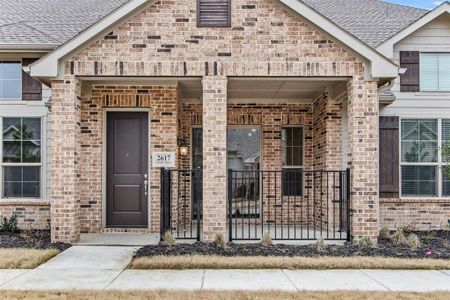 New construction Townhouse house 2617 Chablis Dr, Grand Prairie, TX 75054 null- photo 2 2