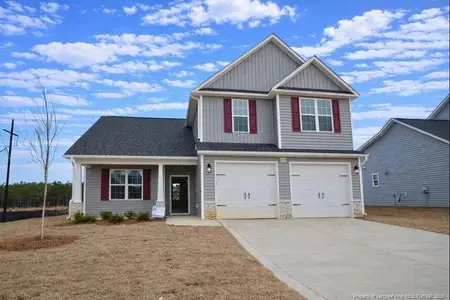 New construction Single-Family house 1724 Man-O-War Dr, Hope Mills, NC 28348 - image