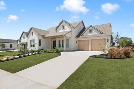 View of front of home featuring a front lawn