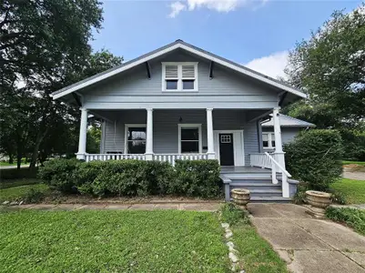 New construction Single-Family house 210 E Navasota St, Groesbeck, TX 76642 - image