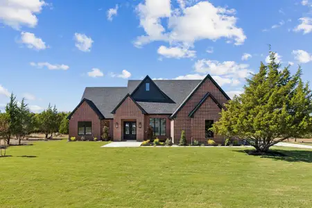 New construction Single-Family house 3031 Stonebriar, Waxahachie, TX 75165 - image