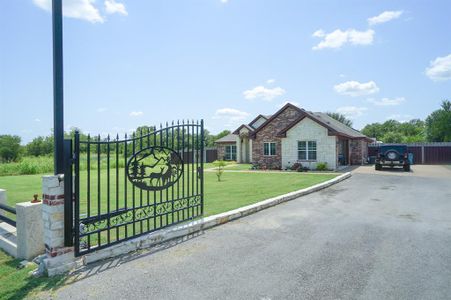 New construction Single-Family house 617 Mesquite Tree Rd, Waco, TX 76705 - image
