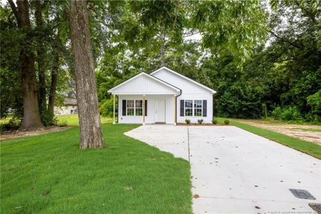 New construction Single-Family house 707 N Wilson Ave, Dunn, NC 28334 - image