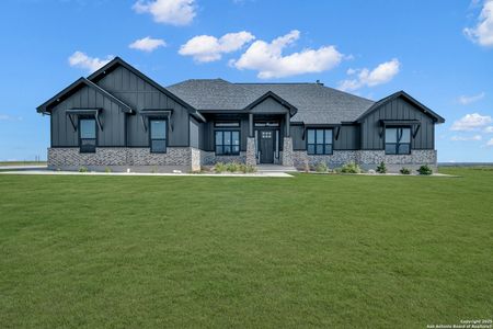 New construction Single-Family house 111 Sunset Dr, La Vernia, TX 78121 - image