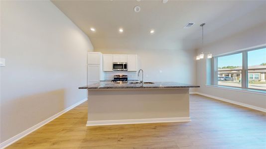 New construction Single-Family house 11809 E Gate Dr, Willis, TX 77378 plan Cambria - image 6