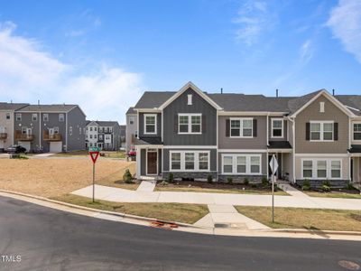 New construction Townhouse house 1742 Aspen River Ln, Apex, NC 27502 null- photo 3 3