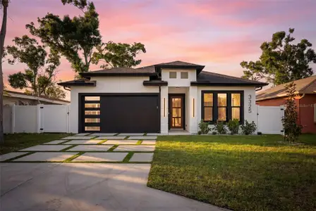 New construction Single-Family house 3325 55 Ave N, St. Petersburg, FL 33714 - image