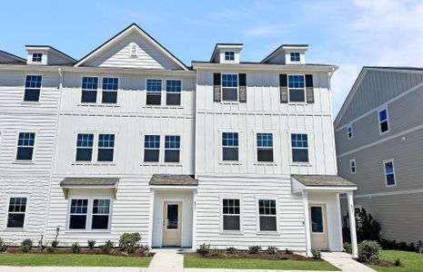 New construction Single-Family house 233 Pelican Flight Lp, Wilmington, NC 28412 plan Norway - image