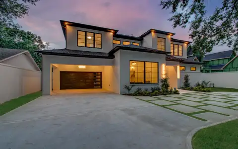 New construction Single-Family house 13034 Memorial Dr, Houston, TX 77079 - image