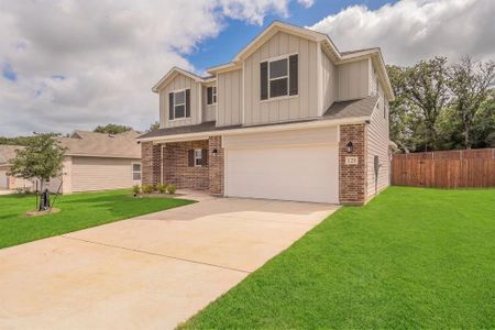 New construction Single-Family house 121 Kylie St, Cleburne, TX 76031 plan Mockingbird Plan - image