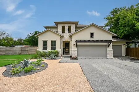 New construction Single-Family house 913 Presa Arriba Rd, Austin, TX 78733 - image