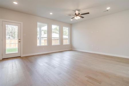 New construction Single-Family house 4528 Hogans Alley Drive, Arlington, TX 76001 Laurel- photo 6 6