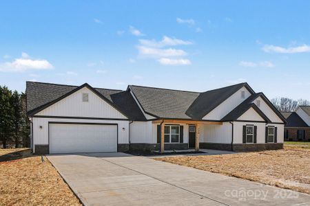 New construction Single-Family house 224 Meadow Oaks Dr, Statesville, NC 28625 - image