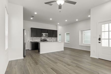 New construction Single-Family house 1628 Esplanade Pkwy, San Marcos, TX 78666 plan Mesquite - image 11