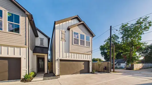 New construction Single-Family house 2726 Reynolds St, Houston, TX 77009 - image