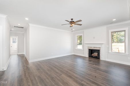 New construction Single-Family house 201 Tee Dr, Selma, NC 27576 - image 19