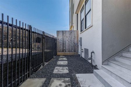 New construction Townhouse house 12820 Verdi Dr, Houston, TX 77024 - image