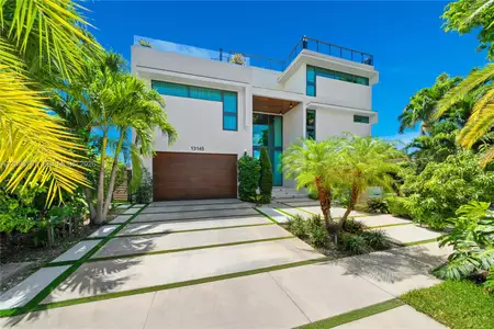 New construction Single-Family house 13145 Coronado Dr, North Miami, FL 33181 - image