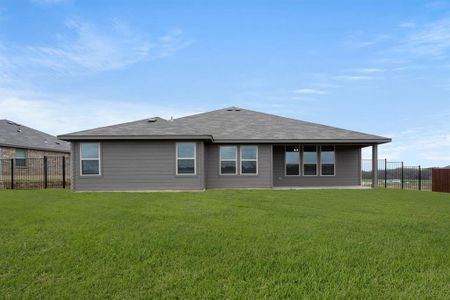 New construction Single-Family house 2641 River Bank Dr, Burleson, TX 76028 plan Hampton II - image 19