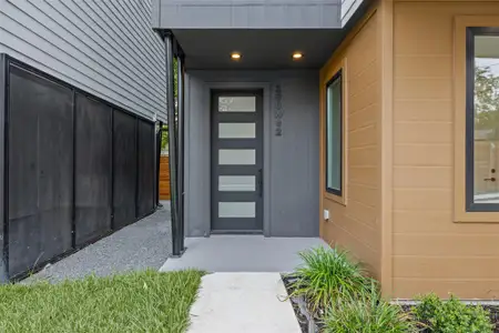 New construction Single-Family house 100 W Odell St, Unit 2, Austin, TX 78752 - image