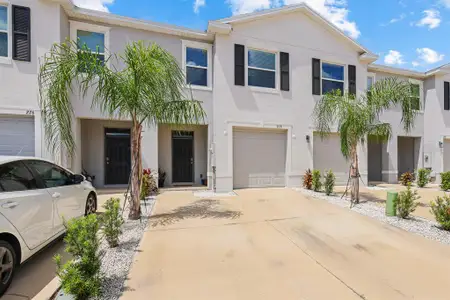 New construction Townhouse house 278 Mangrove Shade Cir, Apollo Beach, FL 33572 - image