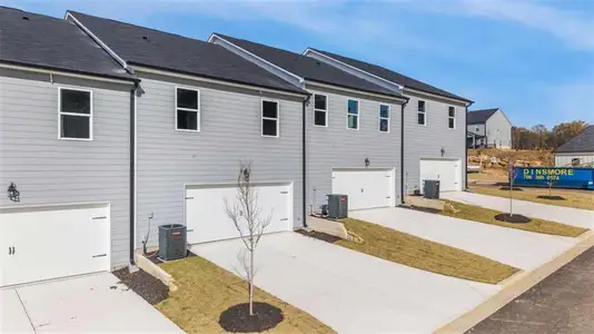 New construction Townhouse house 405 Whitehorse Wy, Unit 40, Conyers, GA 30094 - image 3