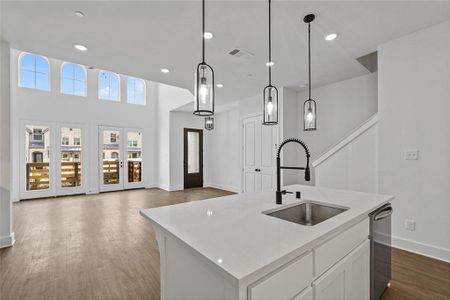 New construction Townhouse house 8113 Legacy Oak Dr, McKinney, TX 75071 559h Plan- photo 2 2