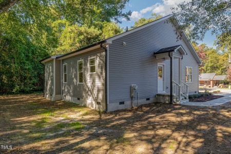 New construction Single-Family house 212 S Gardner Ave, Kenly, NC 27542 null- photo 21 21