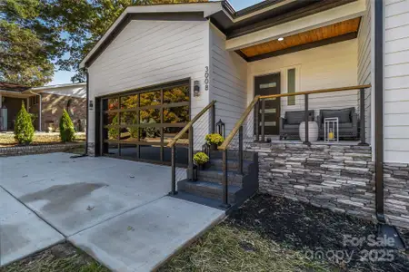 New construction Single-Family house 3008 Cricketeer Dr, Charlotte, NC 28216 - image