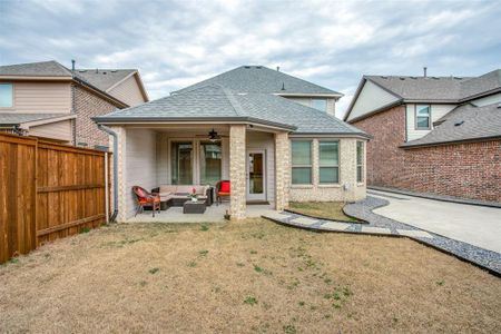 New construction Single-Family house 1821 Temple Hls, Van Alstyne, TX 75495 null- photo 22 22