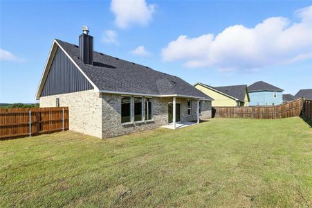 New construction Single-Family house 100 Mesa Dr, Glen Rose, TX 76043 plan Garrison II - image