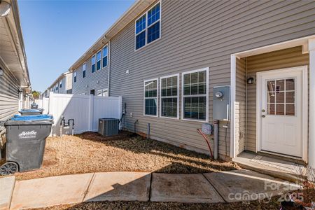 New construction Townhouse house 15776 Country House St, Charlotte, NC 28273 - image
