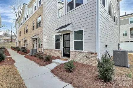 New construction Townhouse house 3820 Odom Wy, Charlotte, NC 28208 - image