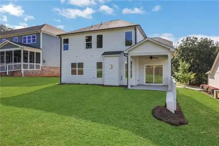 New construction Single-Family house 6704 Cambridge Dr, Flowery Branch, GA 30542 plan Raleigh - image