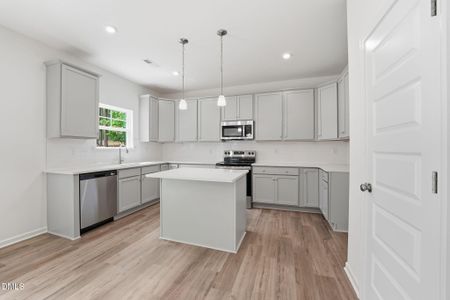New construction Single-Family house 150 Cribbs Ln, Middlesex, NC 27557 plan King - image 9