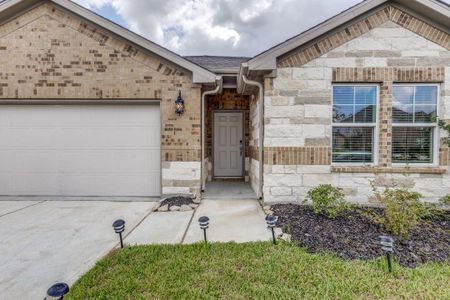 New construction Single-Family house 1318 Cascade Hills Dr, Iowa Colony, TX 77583 plan The Greenville (L400) - image