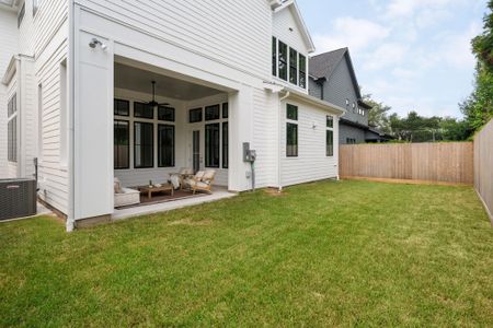 New construction Single-Family house 709 E 17Th St, Houston, TX 77008 - image 4