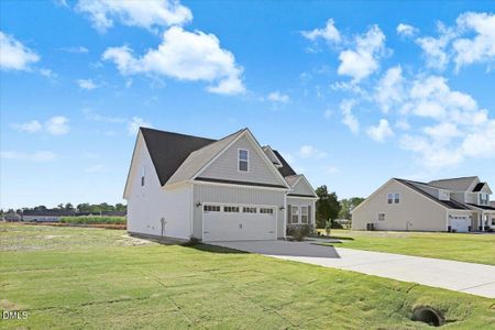 New construction Single-Family house 108 Hudson Village Dr, La Grange, NC 28551 plan Austin - image