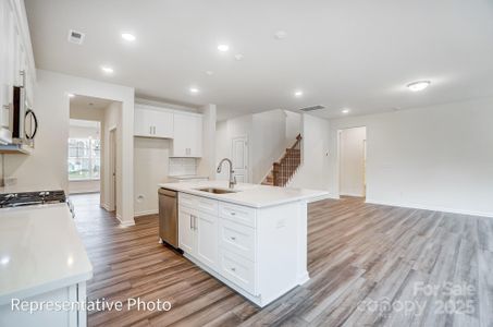 New construction Single-Family house 2783 Ashton Park Ln, Unit 67, Monroe, NC 28110 null- photo 5 5