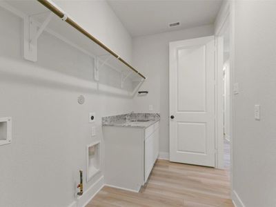 New construction Single-Family house 3315 Hidden Mist Dr, Texas City, TX 77539 plan The Edward C - image 14