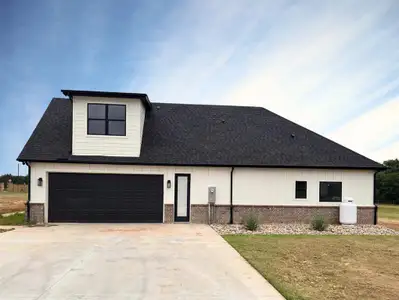 New construction Single-Family house 121 Cartwright Rd, Weatherford, TX 76087 - image