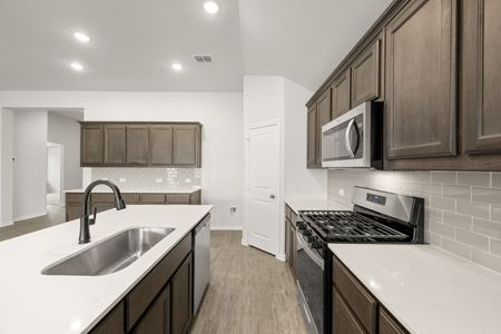 New construction Single-Family house 15016 Amantes Ave, Haslet, TX 76052 plan Austin - image 6