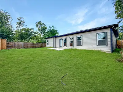 New construction Single-Family house 2130 Kathleen Ave, Dallas, TX 75216 - image